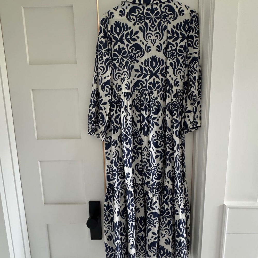 Zara Navy and White Floral Maxi Dress - Picture 3 of 4